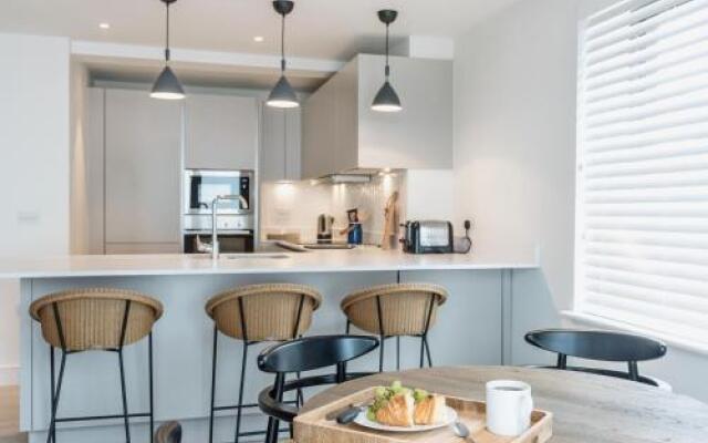 1 The Salterns, Chichester