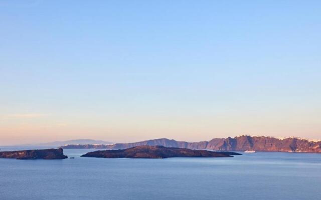 Admiral's House Santorini