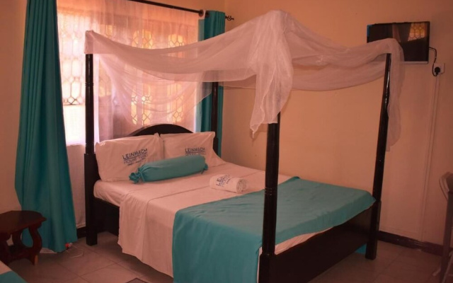 Swahili Social House