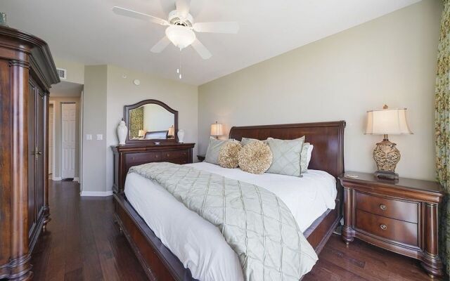 St Lucia 506 by RedAwning