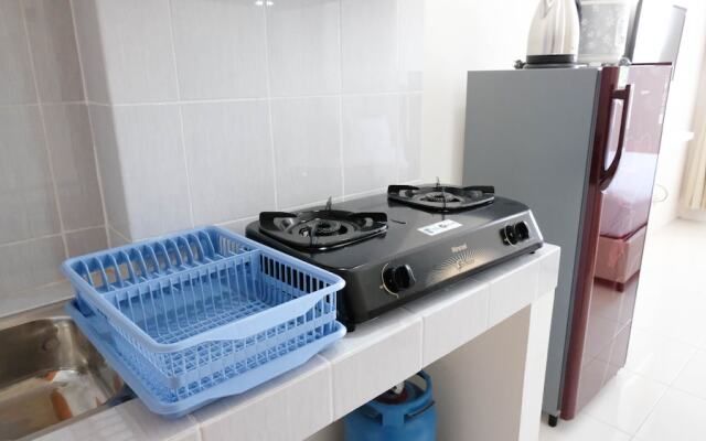 Best Deal And Comfy Studio At Puncak Kertajaya Apartment