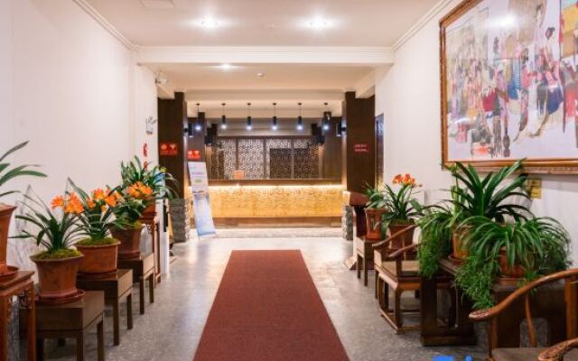 Hotel Lijiang Best Li Hotel