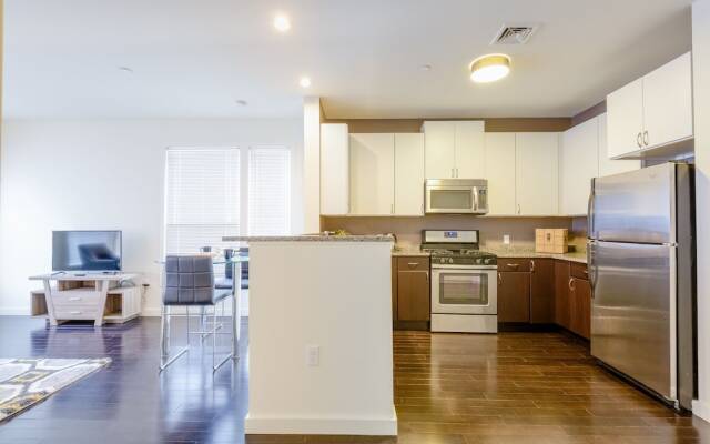 Peachtree Apartments by Avalon Suites