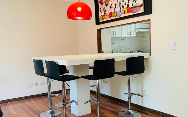 Exclusivo Departamento a metros de Parque San Martín!