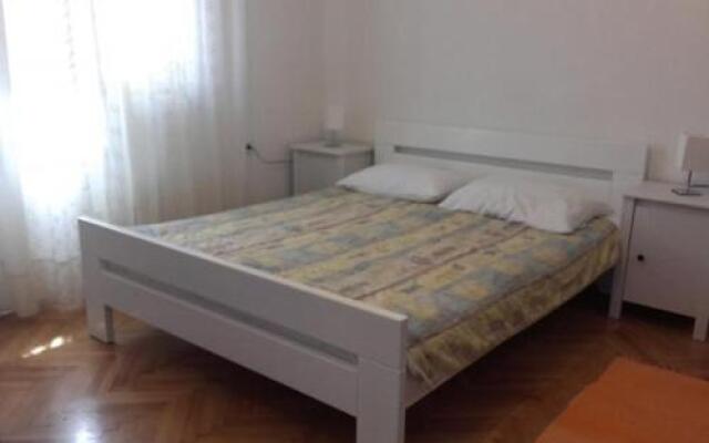 Lovely Apartment in Biograd na Moru with Balcony