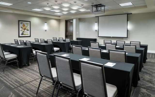 Hilton Garden Inn DFW North Grapevine