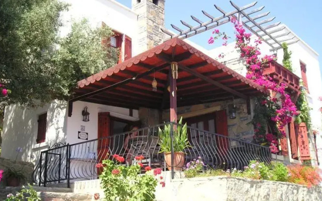 Villa Adakani