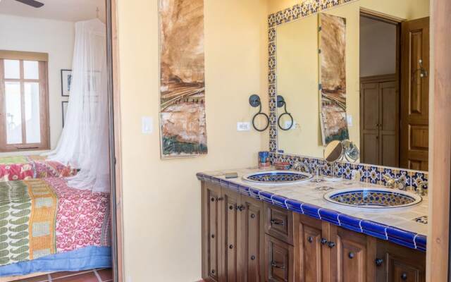 Casa Gali AV 43 2 BR by Casago