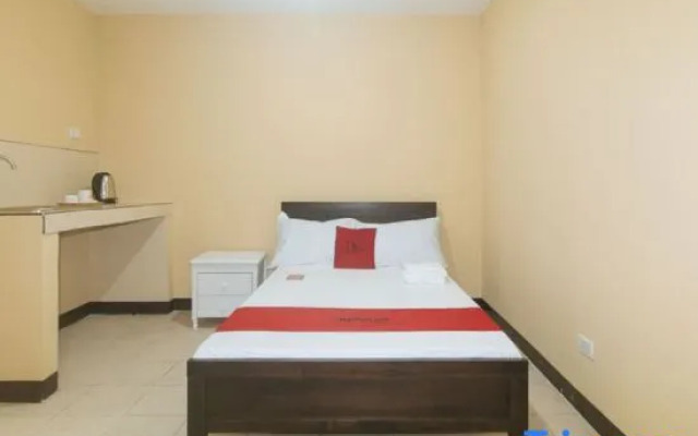 RedDoorz @ MUBG Apartelle near Baclaran Church