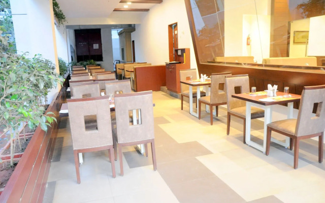 The Altruist Business Hotel Andheri