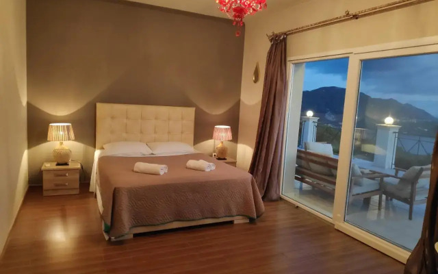 Villa Vardia