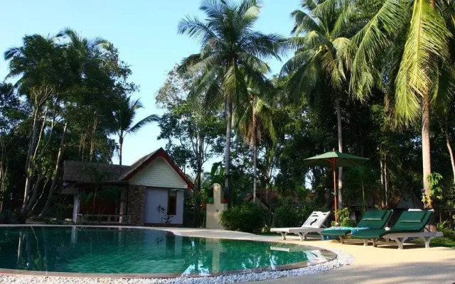 Phalarn Inn Resort