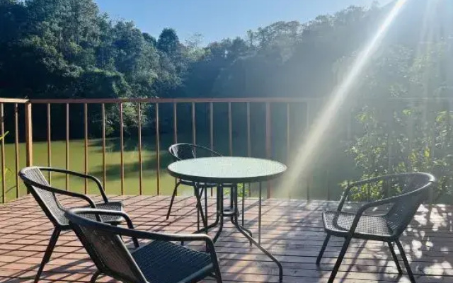 Yanying Lake Forest Valley homestay
