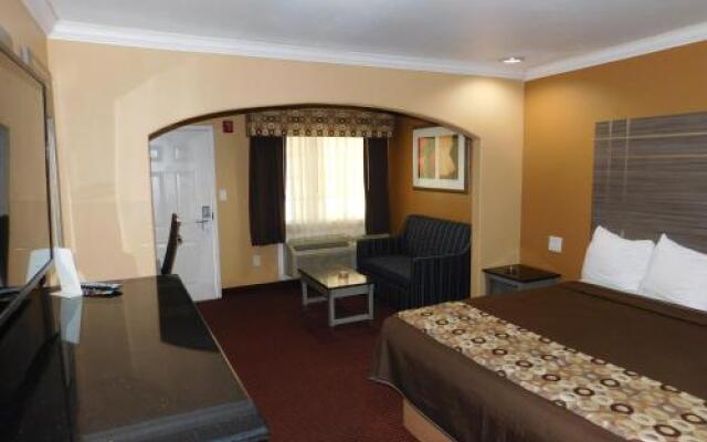 Regency Inn & Suites