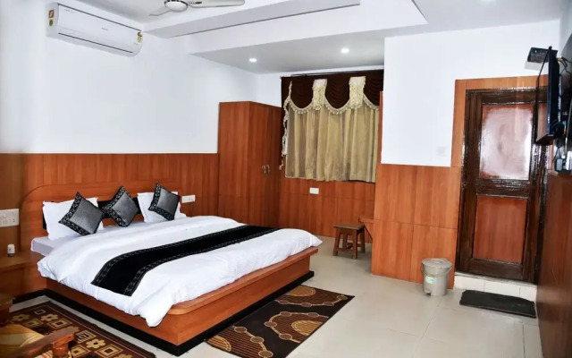 Hotel Amrapali Pachmarhi