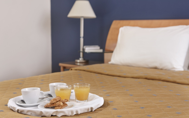 Lucy Hotel