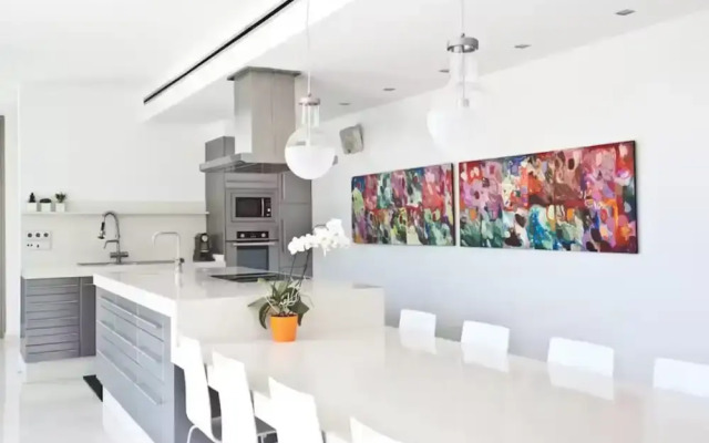 Appealing Villa With Private Terrace