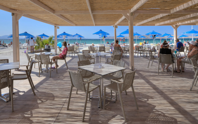 Caravia Beach Hotel & Bungalows - All Inclusive