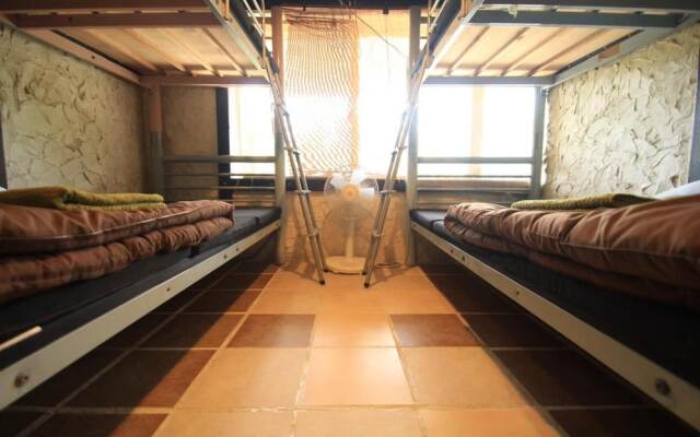 Taketomijima Guesthouse & Jetaime - Hostel