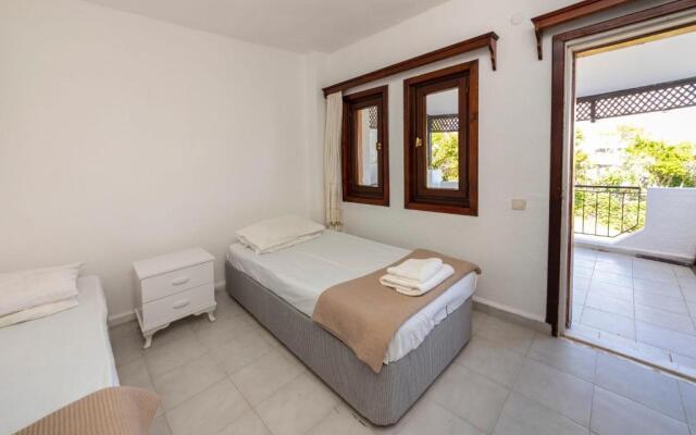 House With Sea View Near Camel Beach in Bodrum