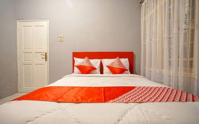 Cendrawasih Homestay by OYO Rooms