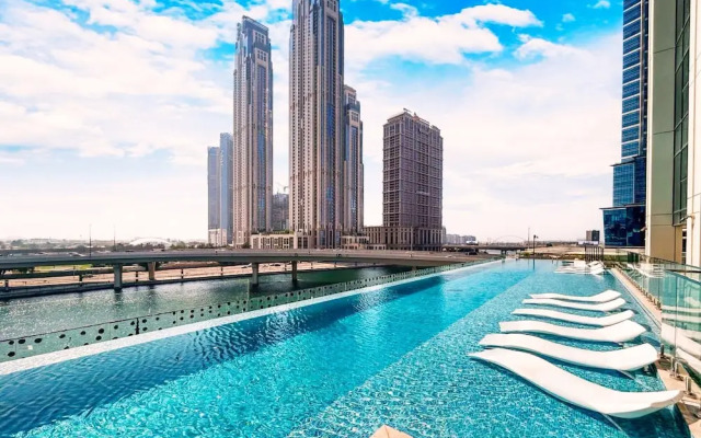 Vibrant 2BR Miami Vibes at Business Bay