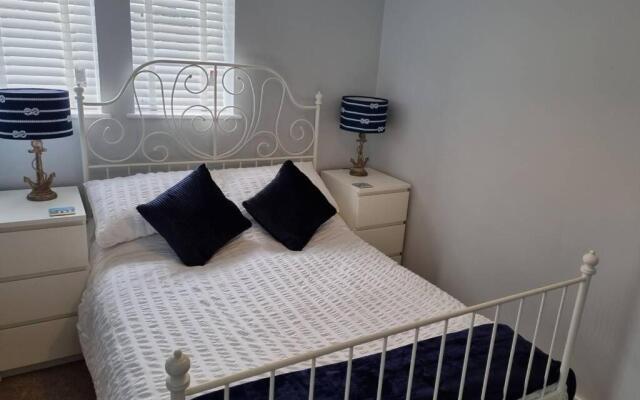 2 Bedroom Seafront Apartment