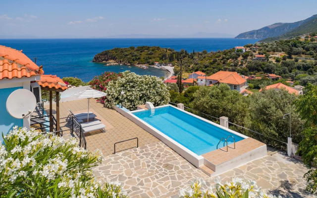Mouzakis Villas