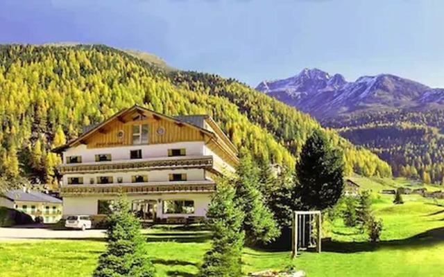 Hotel Alpenhof