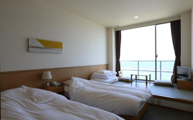 Bayside Square Kaike Hotel
