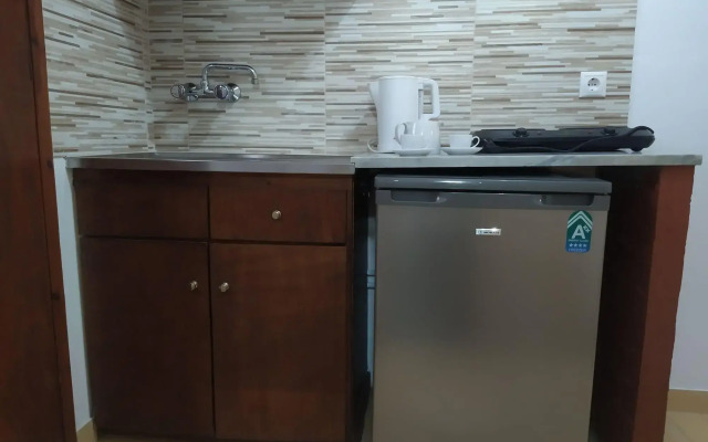 Aronis Apartments