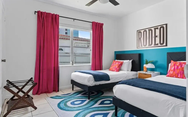 Retro Rewind Stylish Near Design District Miami