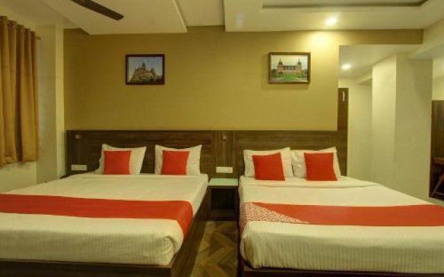 OYO 26698 Hotel Shringar Palace