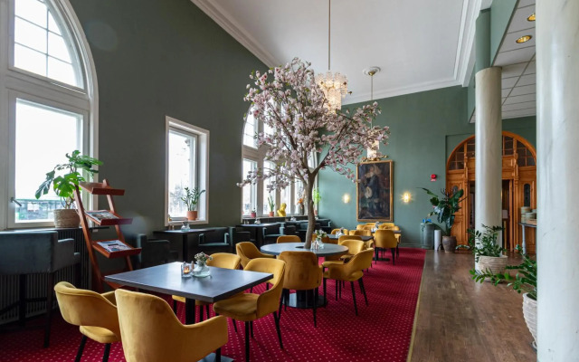 Home Hotel Christian IV