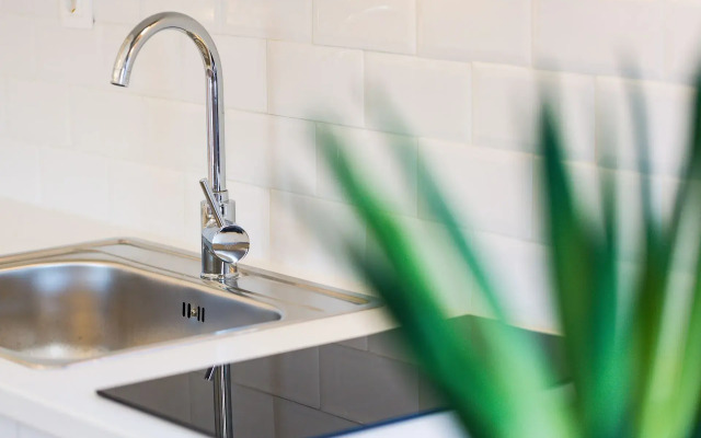 Pinelopi Beach Suites