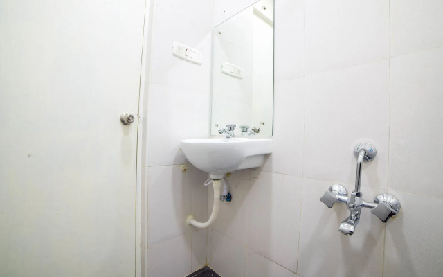 Jeyanthilal Apartment by OYO Rooms