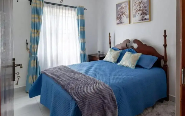 2BR Apartment in Mombasa - Pool & Near Beach