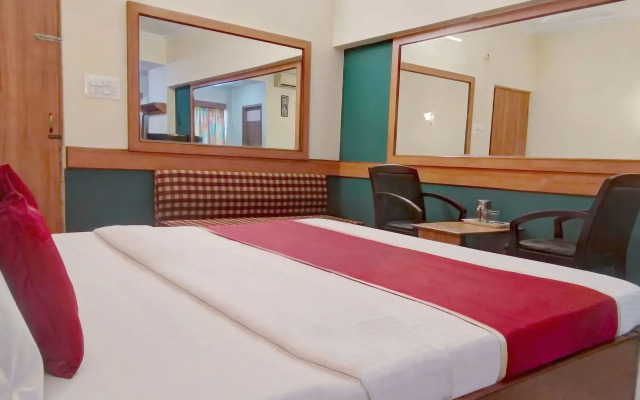 Hotel Rathod Suites By OYO Rooms