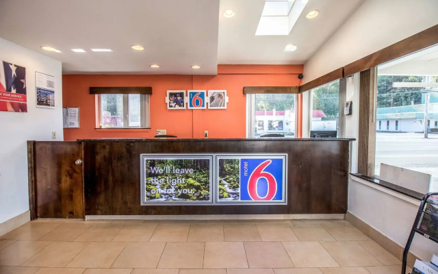 Motel 6 Astoria, OR