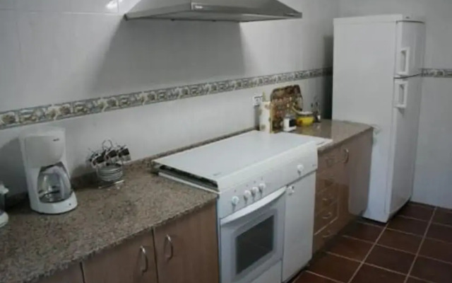 A Estrada 100126 6 Bedroom Holiday home By Mo Rentals