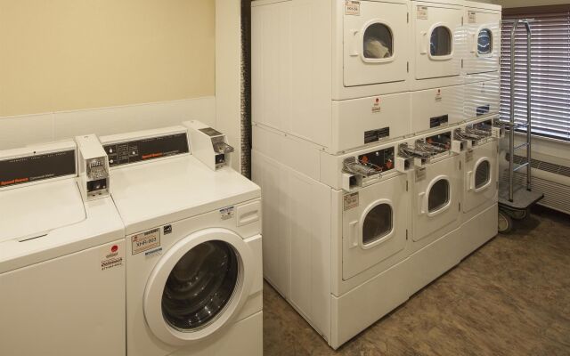 Extended Stay America Select Suites - Louisville - South