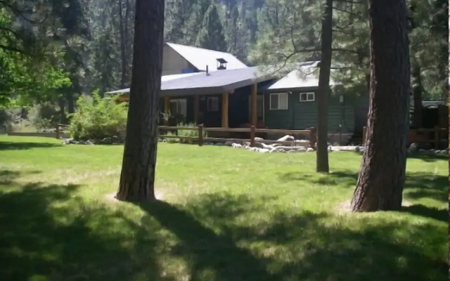 The Last Resort Lodge