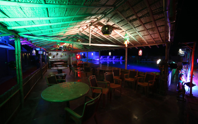 Hotel Natraj & Resort