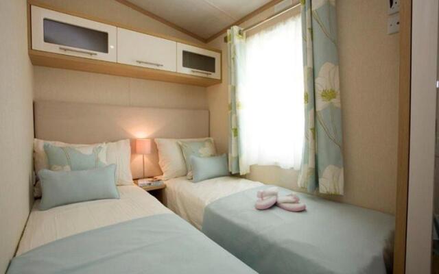 KERLANN 4 ETOILES MOBIL HOME 2CHS 1SDB Pont Aven Finistère