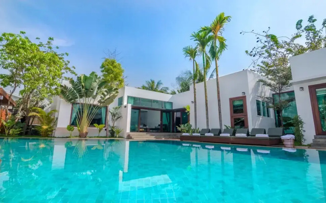 Draco Residence