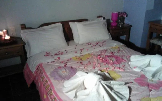 Guesthouse Rousis