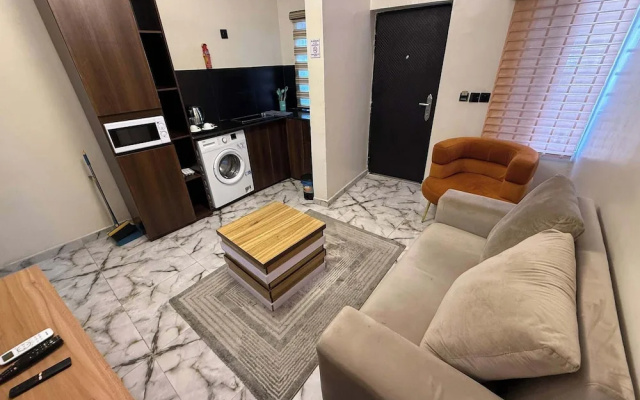 Foyin Luxury Apartment And Hotels