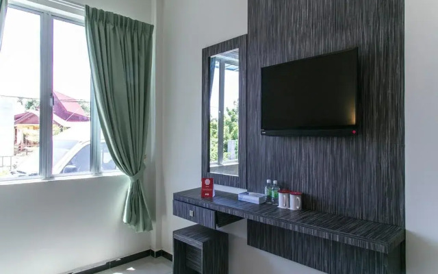 OYO Premium Jalan Pantai Tengah