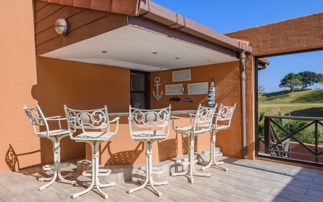 San Lameer Villa Rentals 14014