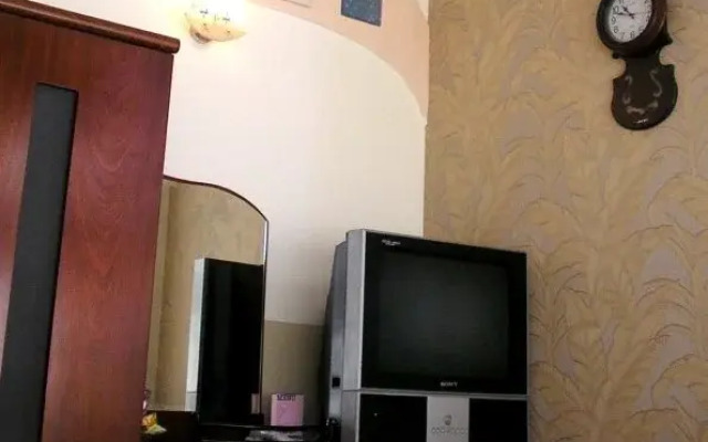 Lyna Hotel
